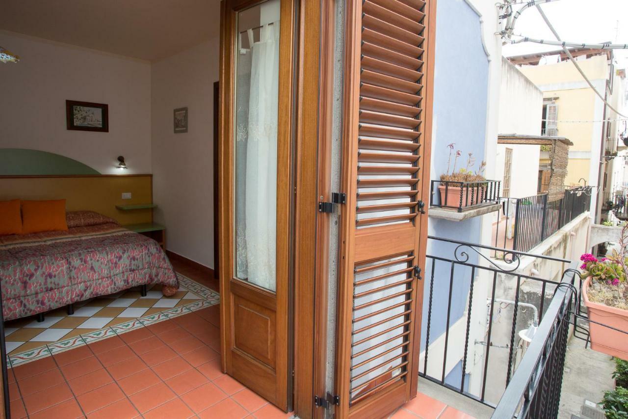 Diana Brown B&B Affittacamere Lipari  Exterior foto