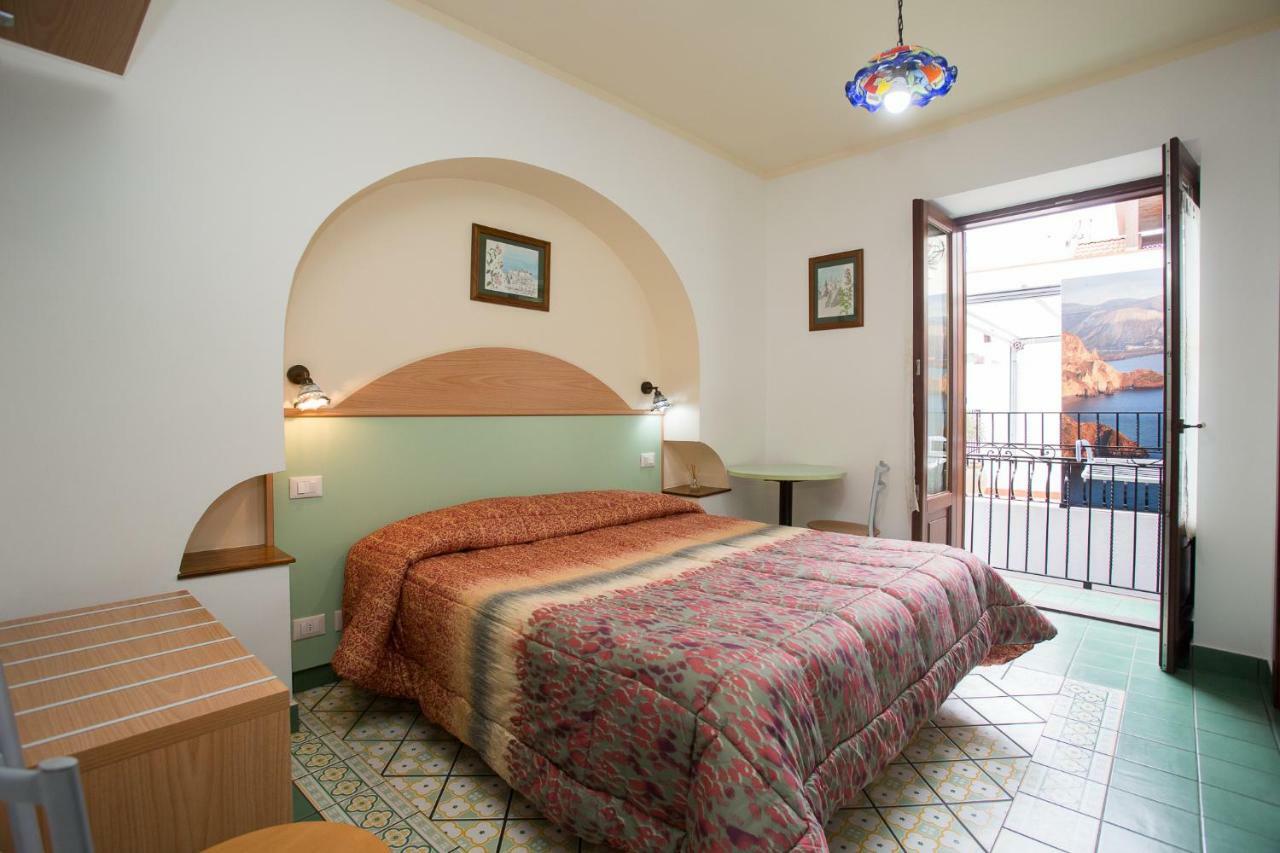 Diana Brown B&B Affittacamere Lipari  Exterior foto